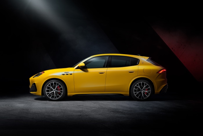 Yellow Maserati Grecale Trofeo SUV