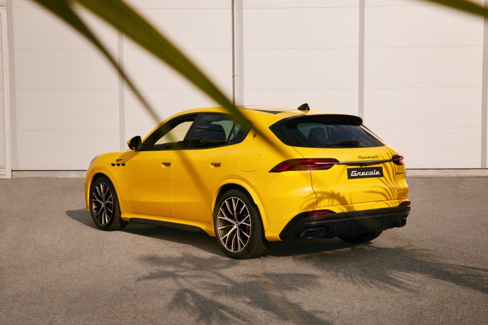 Yellow Maserati Grecale Trofeo SUV