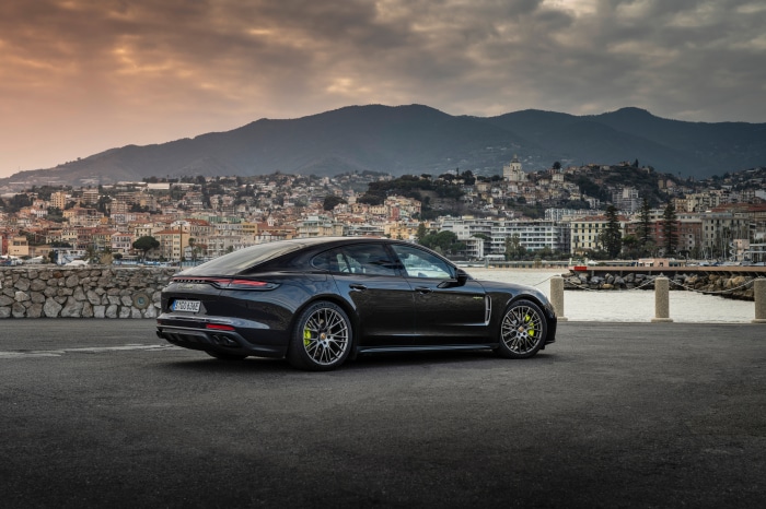 Porsche Panamera 4 E-Hybrid