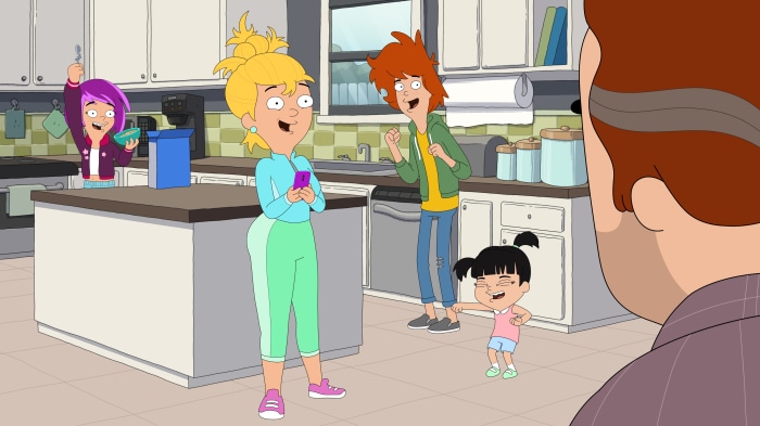 Duncanville 4K: Kimberly, Jing, Duncan, and Annie Harris in kitchen