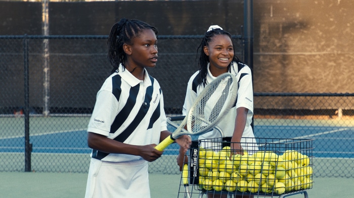 Saniyya Sidney and Demi Singleton in King Richard