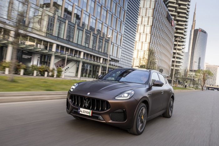 Maserati Grecale GT driving in a city