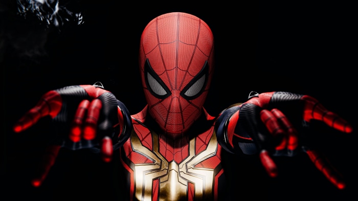 Spider-Man in Iron Spider suit 4K