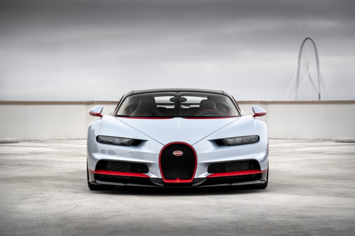 Bugatti Chiron front view