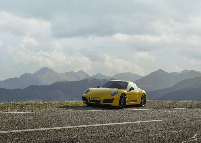 Yellow Porsche 911 Carrera T 4K