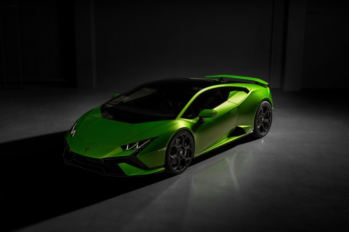 Green Lamborghini Huracán Tecnica