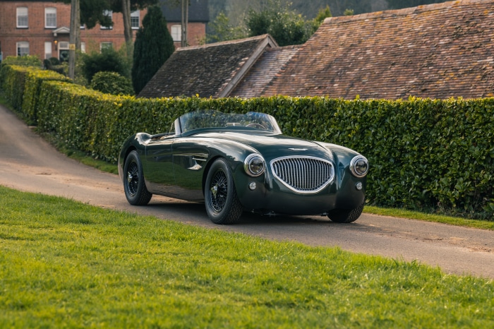 Austin-Healey 100 Convertible in 4K