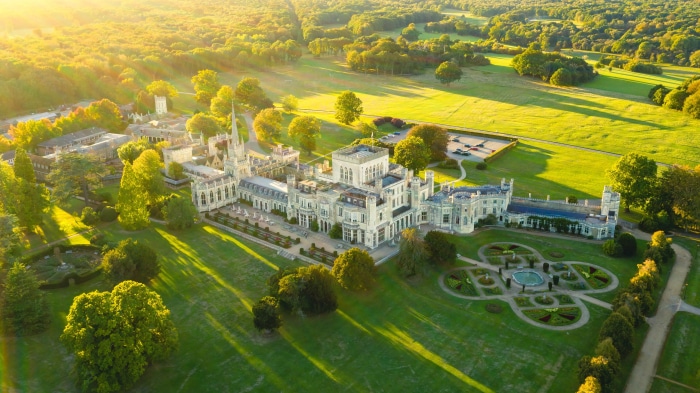 Stoke Park Palace, England 4K