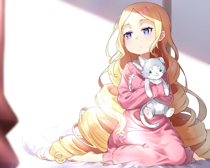 Beatrice from Re:ZERO holding a plush toy
