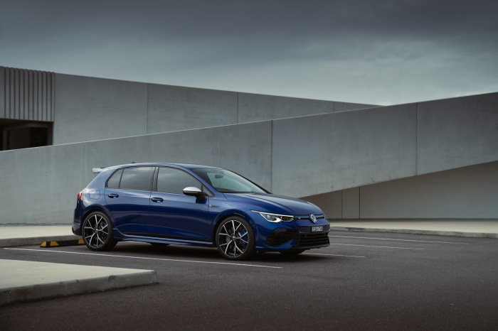 Blue Volkswagen Golf R 4K