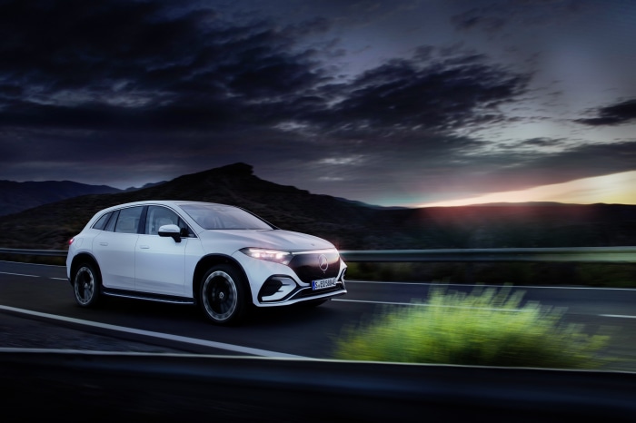 Mercedes-Benz EQS 450+ 4K SUV on a road