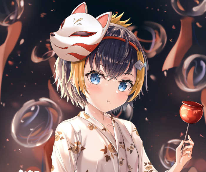 Petra Gurin from Nijisanji wearing a Kitsune mask