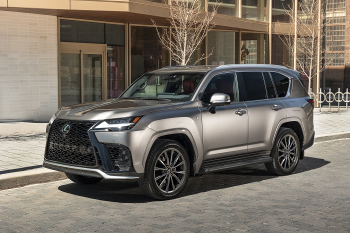Lexus LX 600