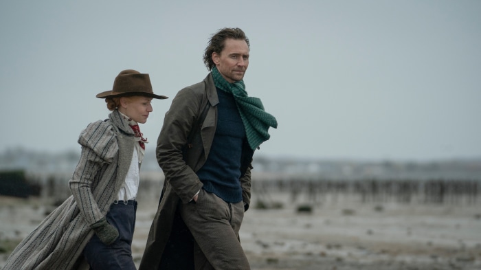 The Essex Serpent 4K: Claire Danes and Tom Hiddleston