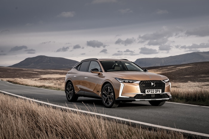DS 4 Cross