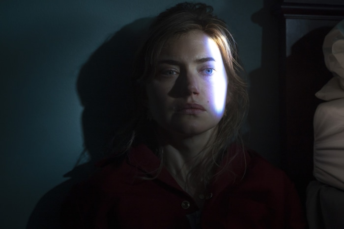 Imogen Poots in Outer Range 4K