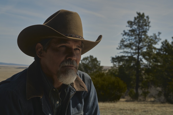 Josh Brolin in Outer Range 4K