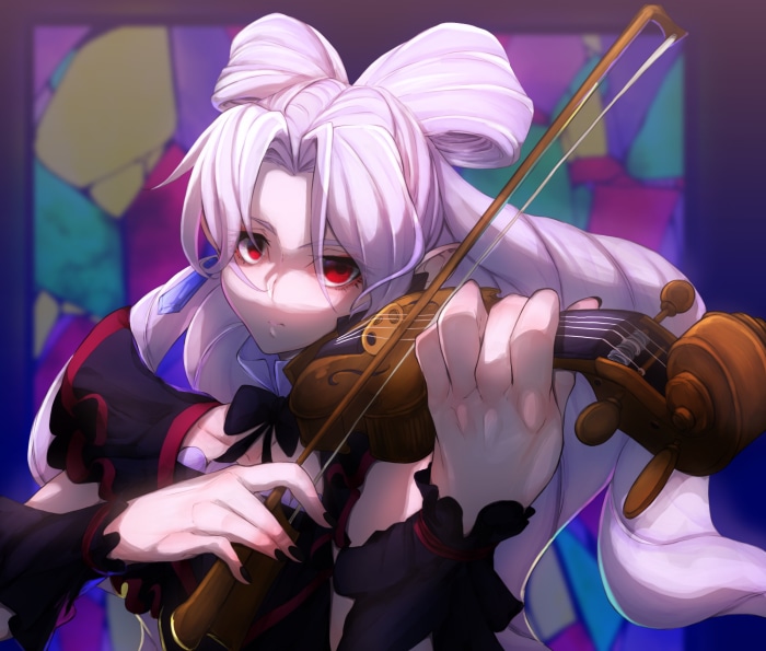 Akagi Towa playing violin