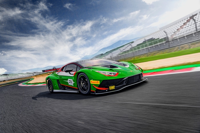 Green Lamborghini Huracán GT3 4K on a race track