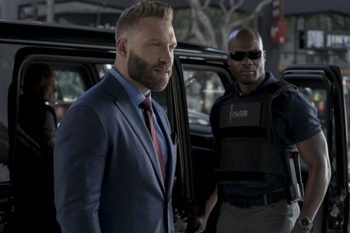 James Reece and a bodyguard from The Terminal List 4K