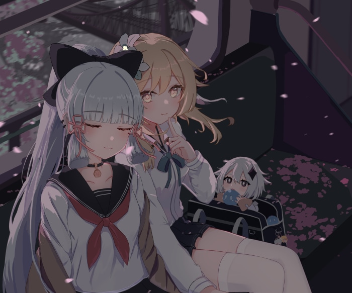Lumine and Kamisato Ayaka from Genshin Impact