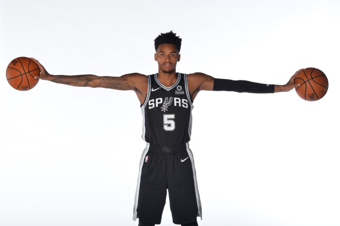 Dejounte Murray of the San Antonio Spurs