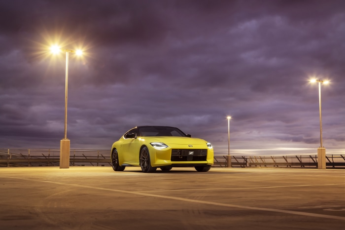 Yellow Nissan Z 4K