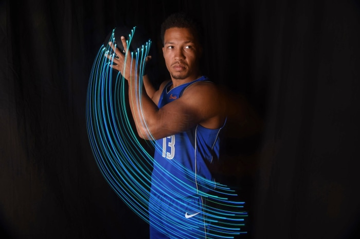 Jalen Brunson with light streaks