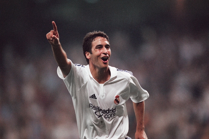 Raúl González Blanco celebrating a goal for Real Madrid