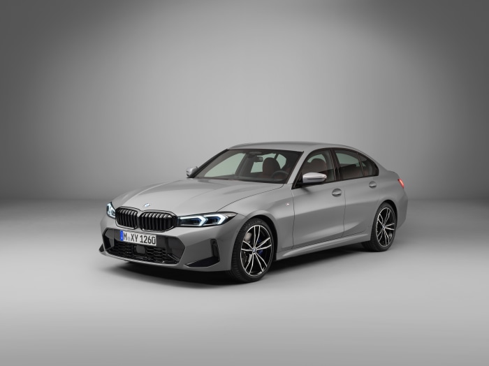 BMW 330i
