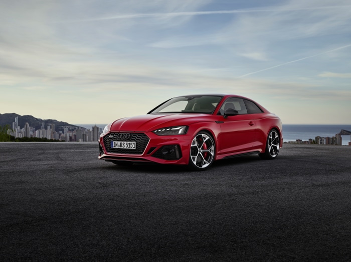 Red Audi RS5 Coupe 4K