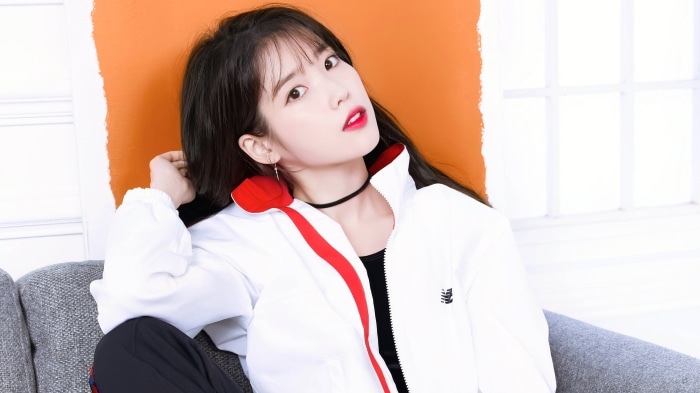 IU