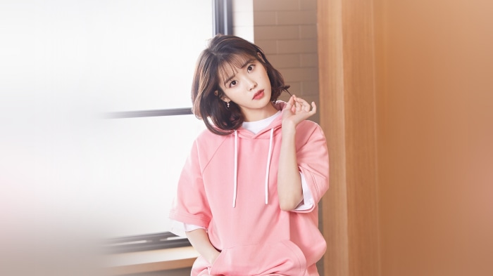 IU