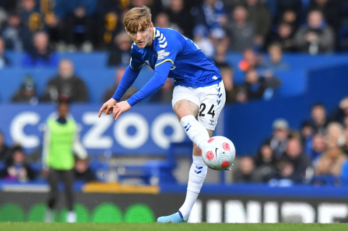Anthony Gordon from Everton F.C. kicking a soccer ball