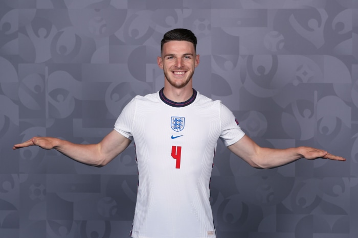 Declan Rice wearing England jersey number 4