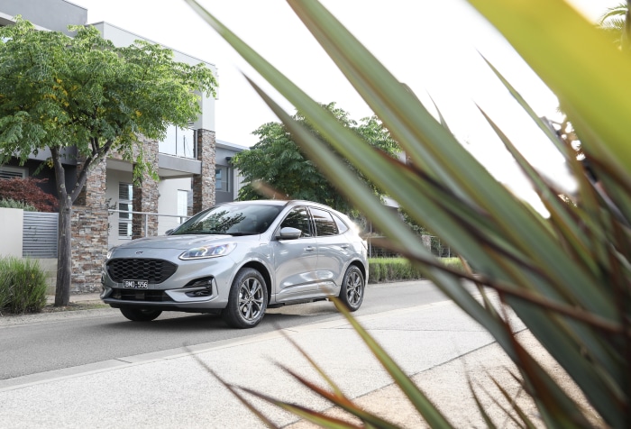 Silver Ford Escape Plug-in Hybrid ST-Line 4K
