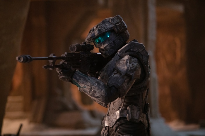 Master Chief from Halo aiming a sniper rifle