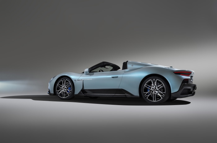 Maserati MC20 Cielo convertible sports car