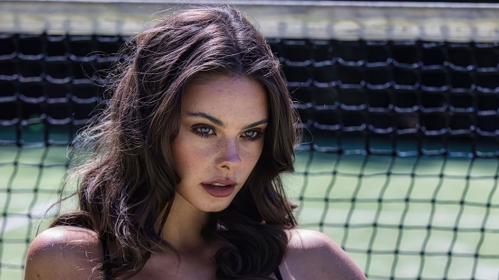 Meika Woollard 4K