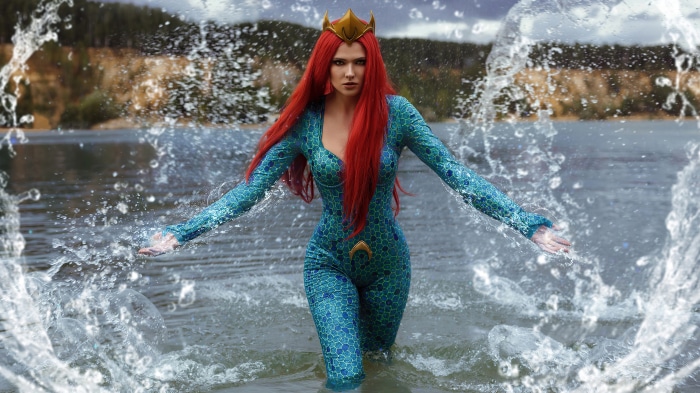 Mera cosplay from DC Comics in water