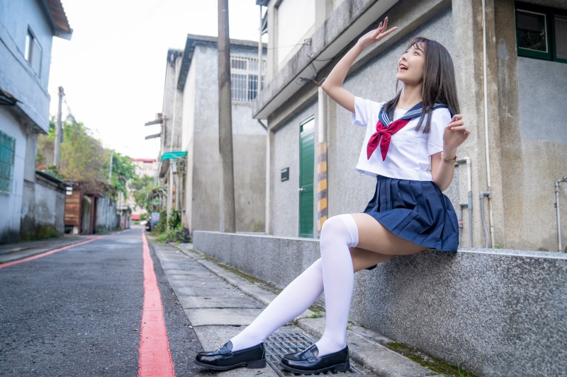 4k Asian Schoolgirls Uniform Necktie Sitting Brunette Girl Hands