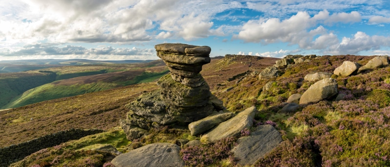 Derwent Edge panorama with rock formations and heather