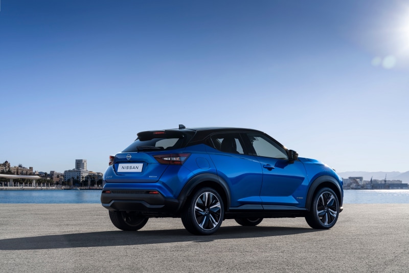 Blue Nissan Juke Hybrid Crossover 2022