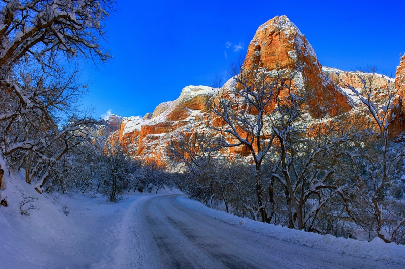 4K Zion National Park Utah Winter Road Snow Mountains