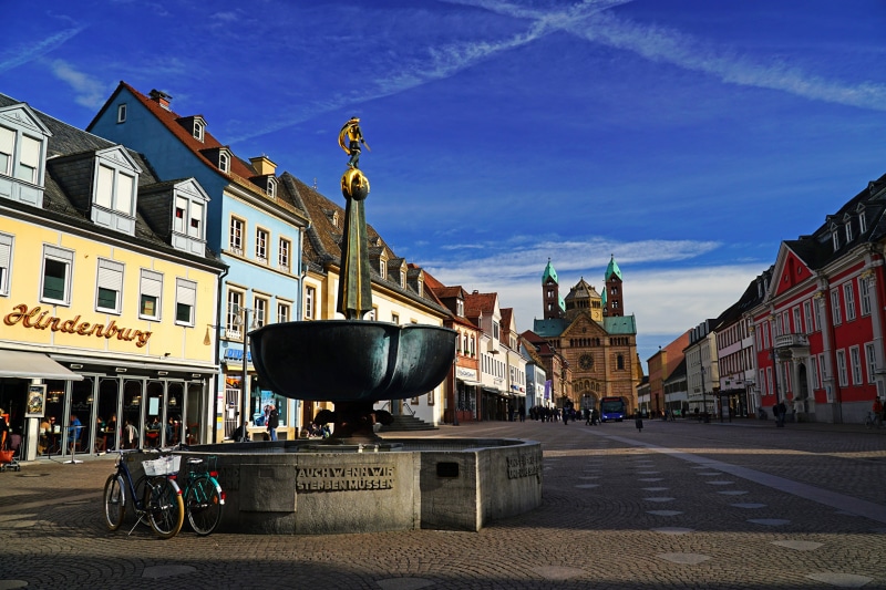 Speyer Georgenbrunnen Town Square Germany