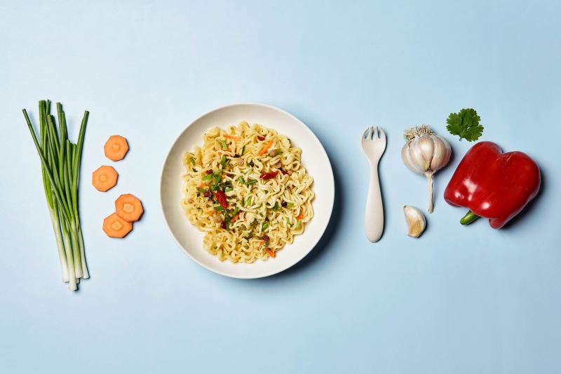 Noodles with Scallions, Carrots, Garlic, and Bell Pepper