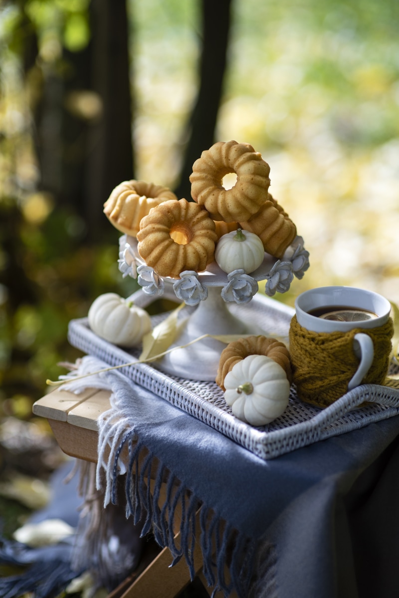 Autumnal Treats: Bundt Cakes, Mini Pumpkins, and Tea
