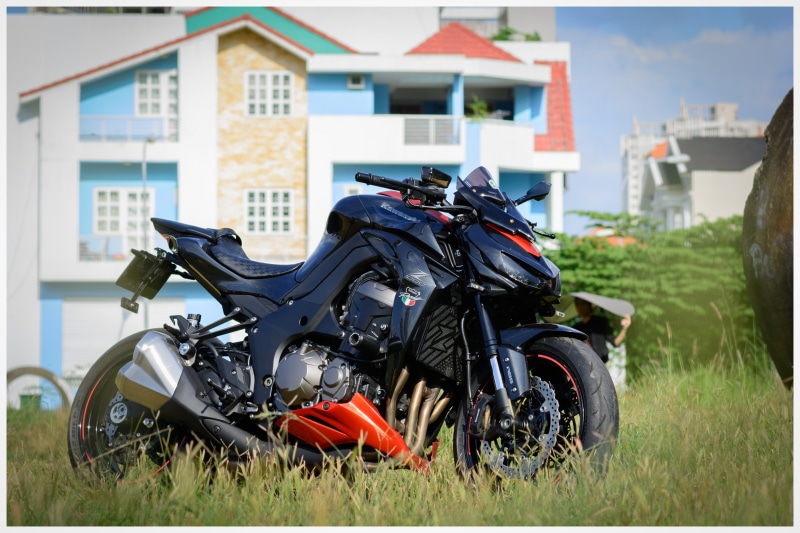 Black Kawasaki Z1000 Motorcycle Side View