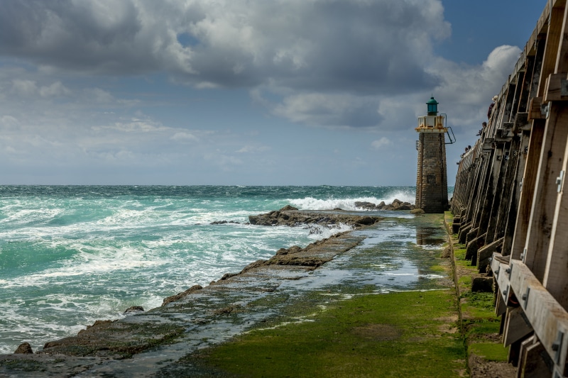 4K Lighthouse and Pier in Capbreton, France