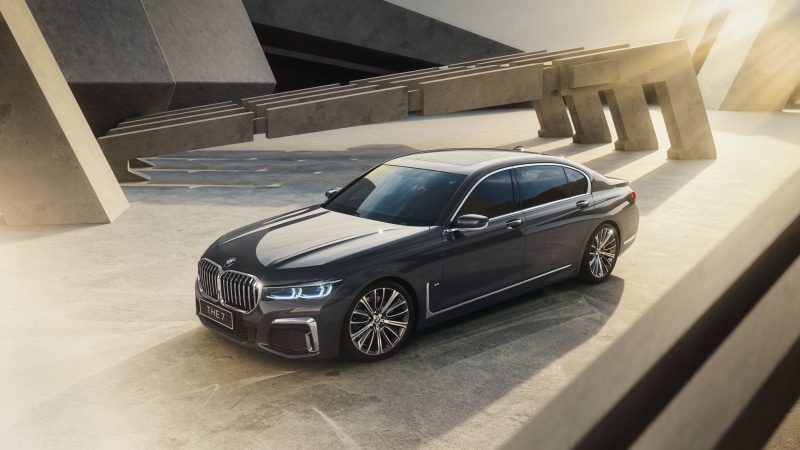 4K 2021 BMW 740Li M Sport Sedan
